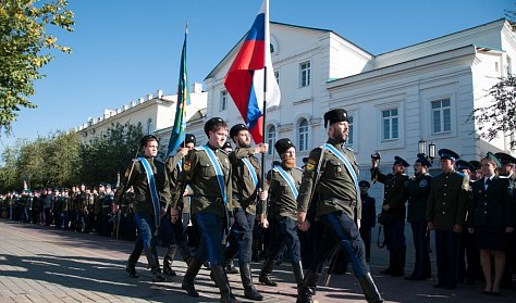 Депутаты вручили награду атаману